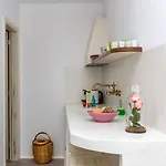 Aparthotel Emery Naxos City