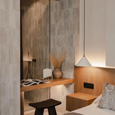 Aparthotel Emery Naxos City