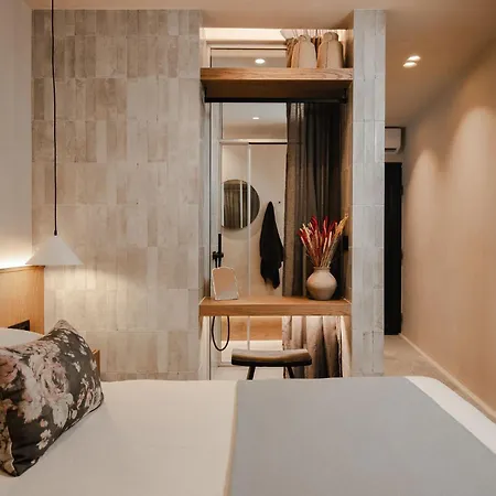 Emery Aparthotel