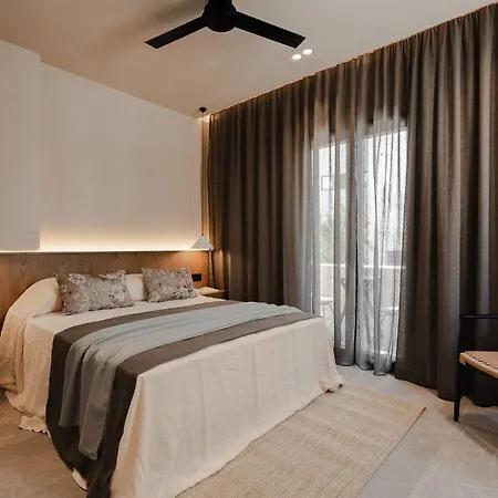 Emery 3* Naxos City