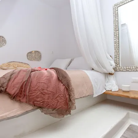 Emery Suites 4*