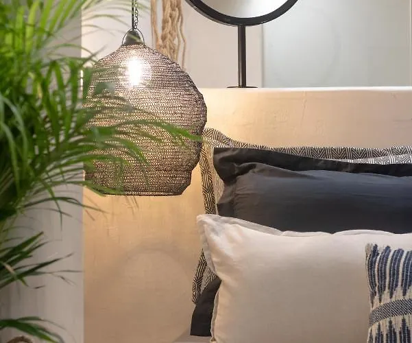 Aparthotel Emery Naxos City