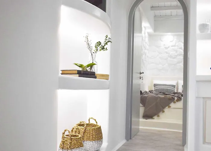 Aparthotel Emery Naxos City