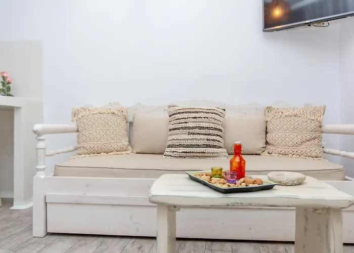 Aparthotel Emery Naxos City