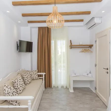 Lägenhetshotell Emery 4*