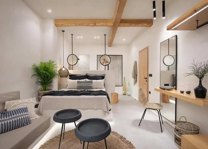 Aparthotel Emery Naxos City