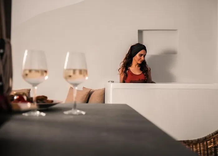 Aparthotel Emery Naxos City