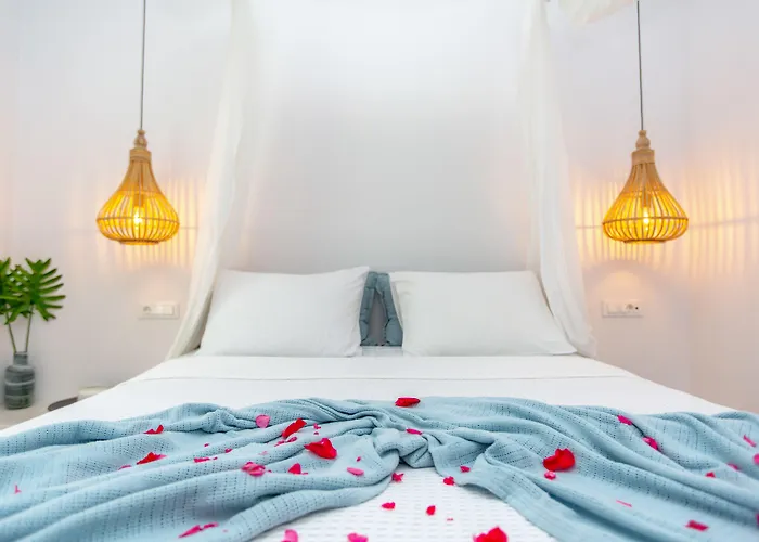 Emery Aparthotel Naxos City