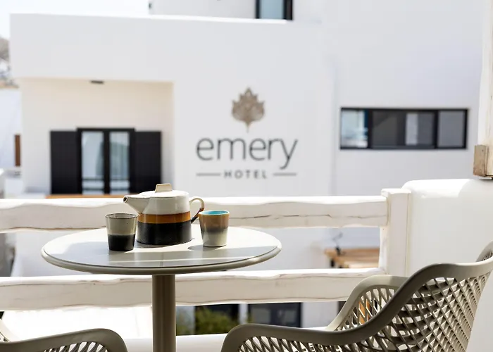 Emery Aparthotel